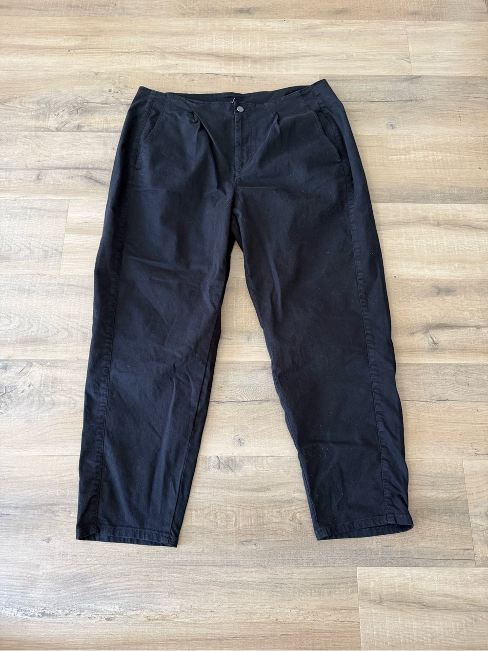 Eileen Fisher Black Organic Cotton Lantern Barrel Ankle Pants - US 16 - Picture 2 of 5
